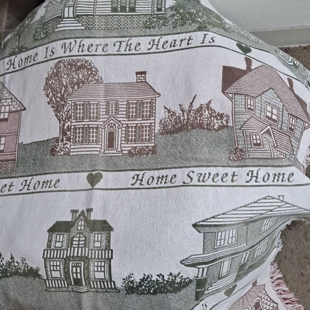 "Home Sweet Home" Throw View 3